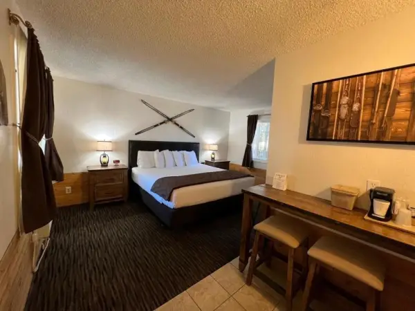 Shasta Inn 9