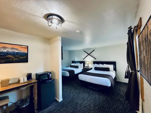 Shasta Inn 4